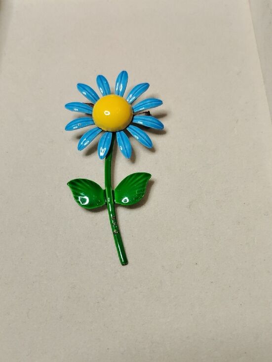 Estate Jewelry - Vintage 1960's Blue and Yellow Daisy Flower Pin Brooch
